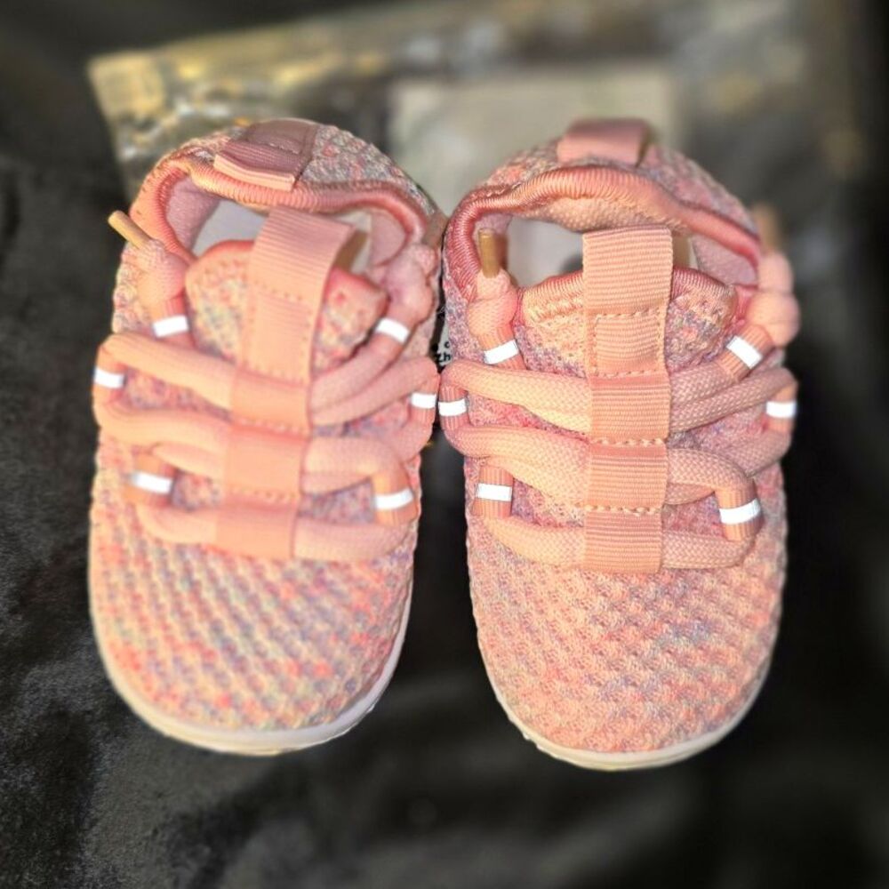Pink Mesh Lace-Up Low Top Baby/Toddler Sneakers Rubber Outsole US 4 New